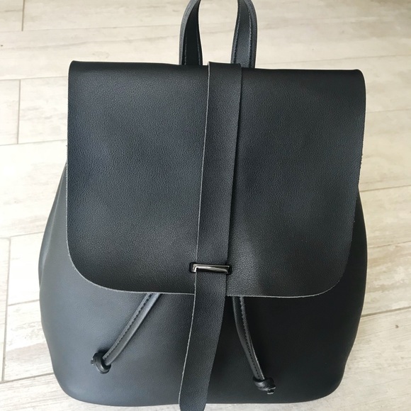 LAST//CATALINA in Black - Picture 3 of 6